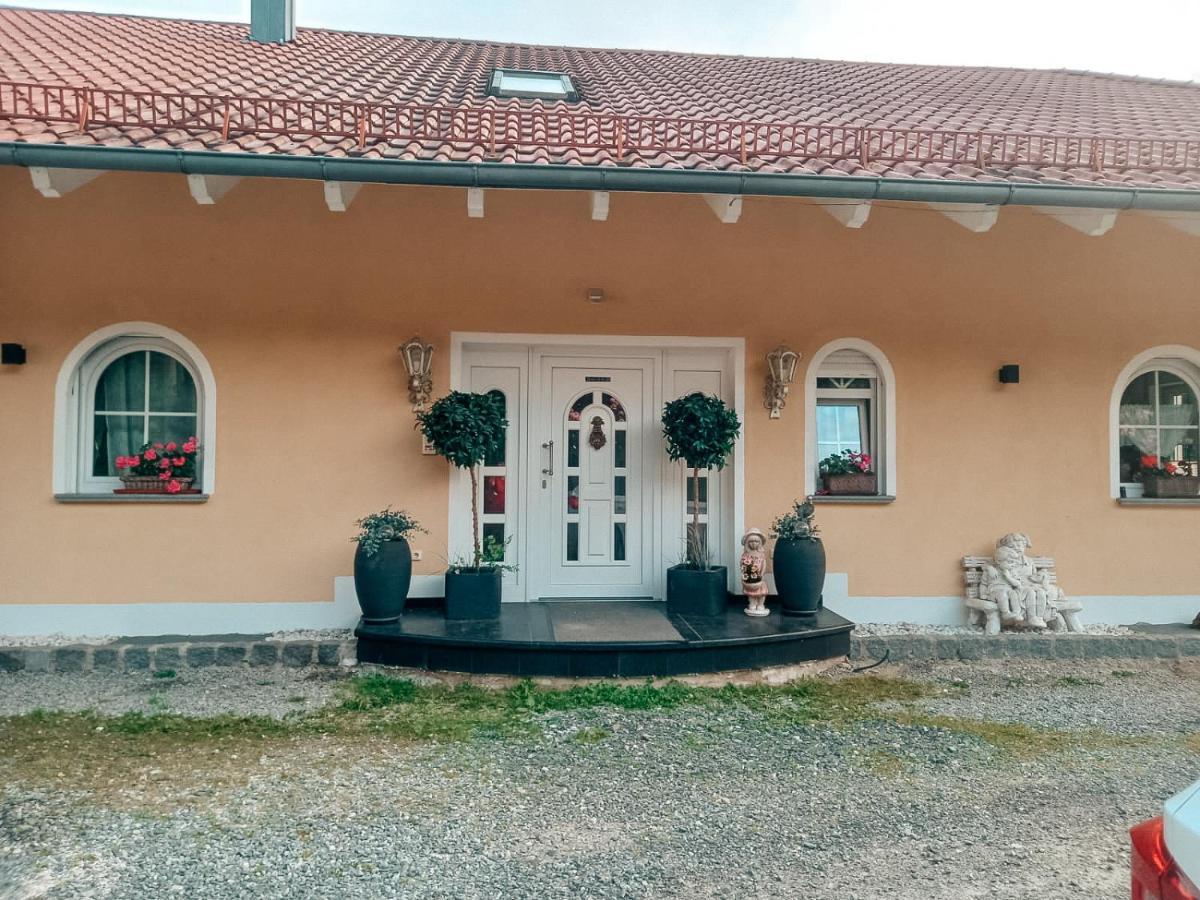 Panorama-Residenz, Mit Pool Apartamento Kötzting Exterior foto